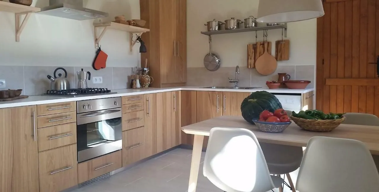 Finca Las Morenas Yunquera Country house
